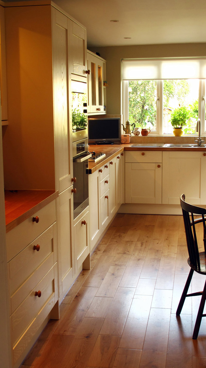 Complete kitchen refurbishment. Homerton, London E9 